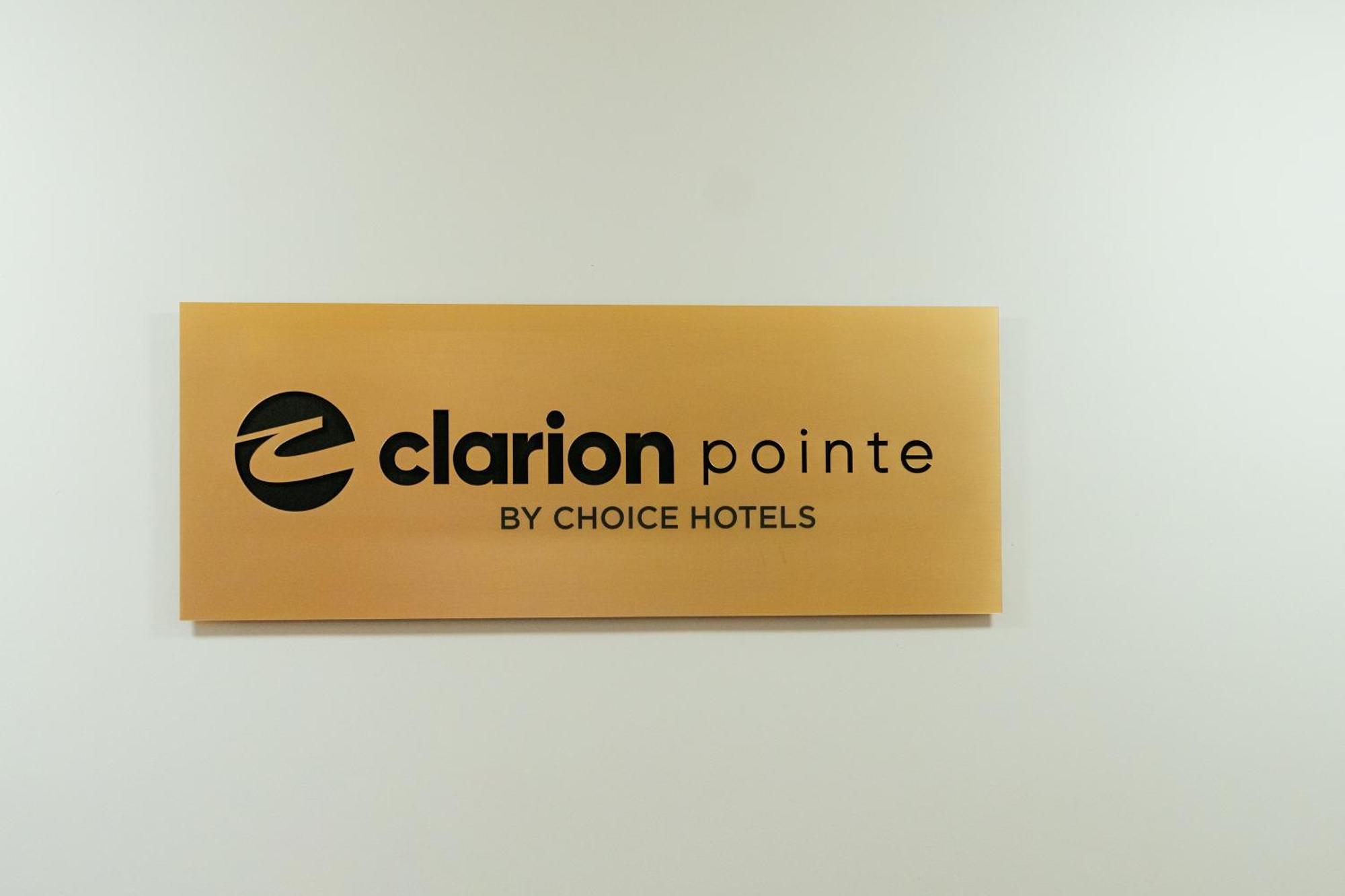 Отель Clarion Pointe-Dillard Near Blue Ridge Mountains Экстерьер фото